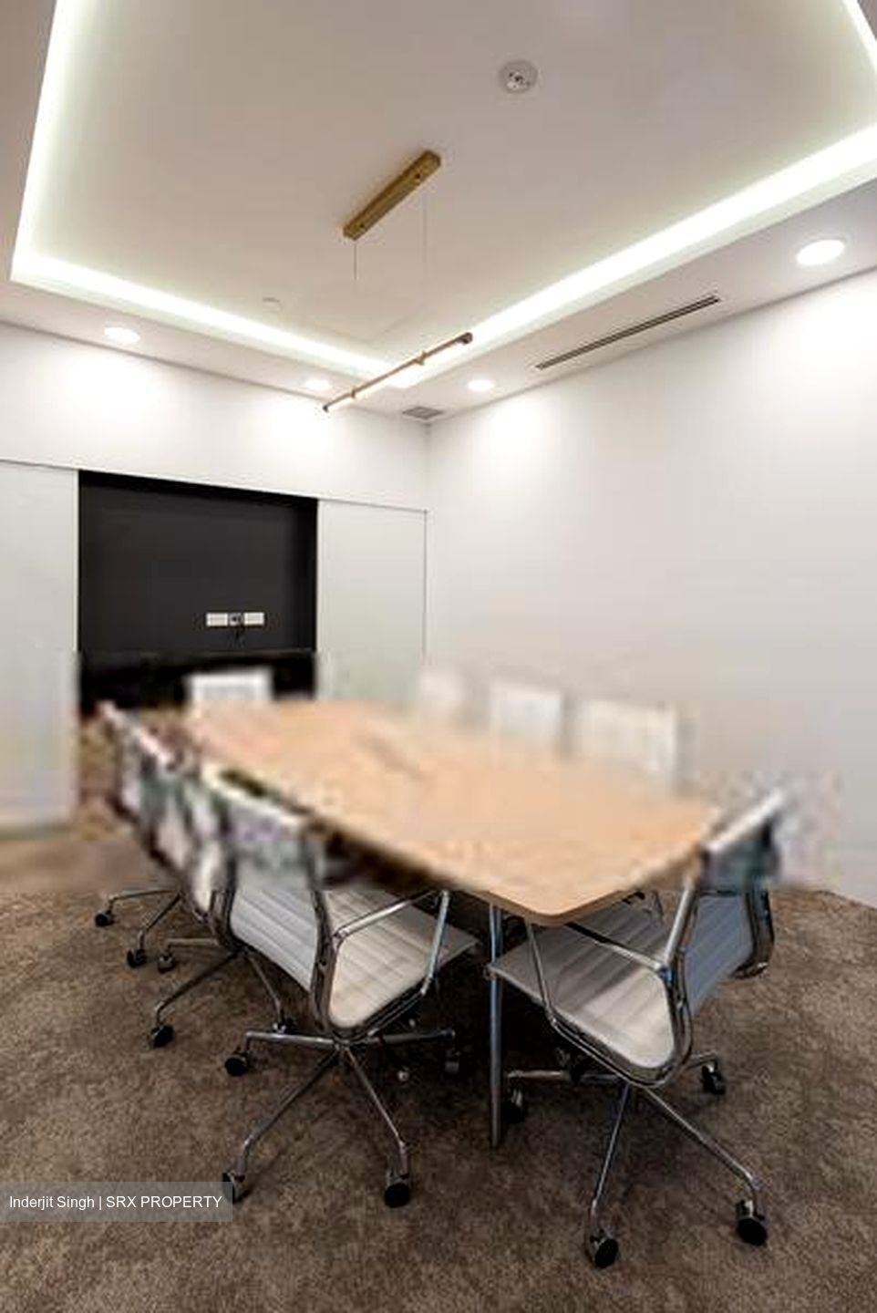 PLUS (D1), Office #562848081